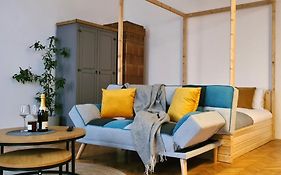 Zeiss House